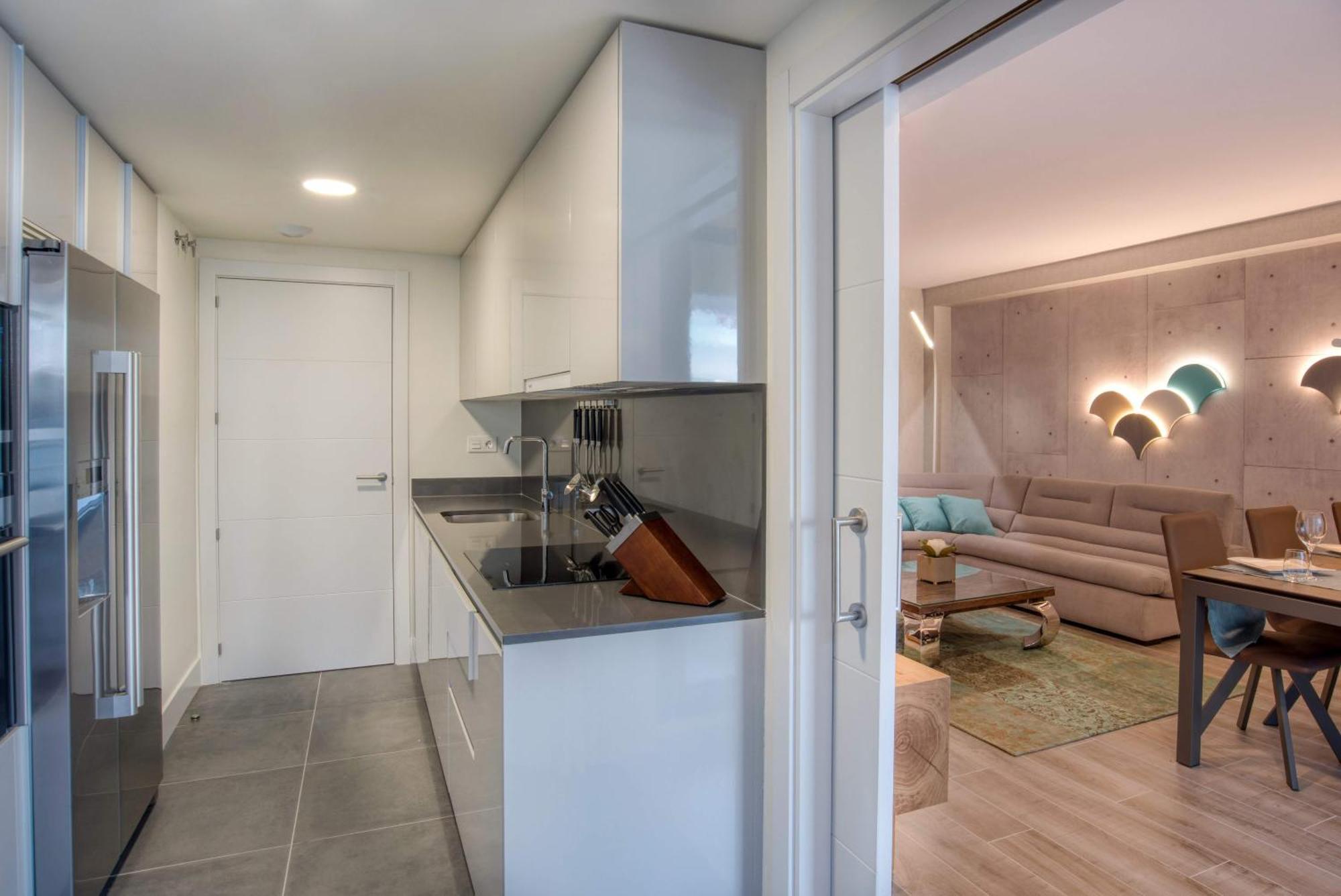 Апартаменти Penthouse On The First Line Платжа-д'Ару Екстер'єр фото